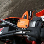 ZETA/ZETA Vrchnák pumpy prednej brzdy a spojky BREMBO  KTM SX/EXC 250-530 od 05